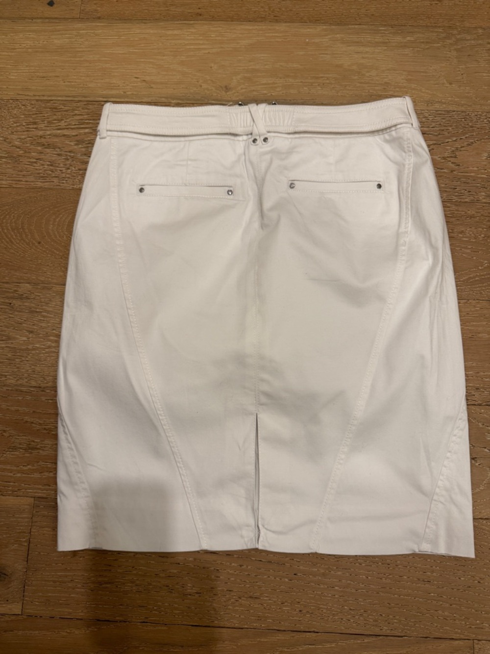 White House Black Market White Skirt - Picture 9 of 11